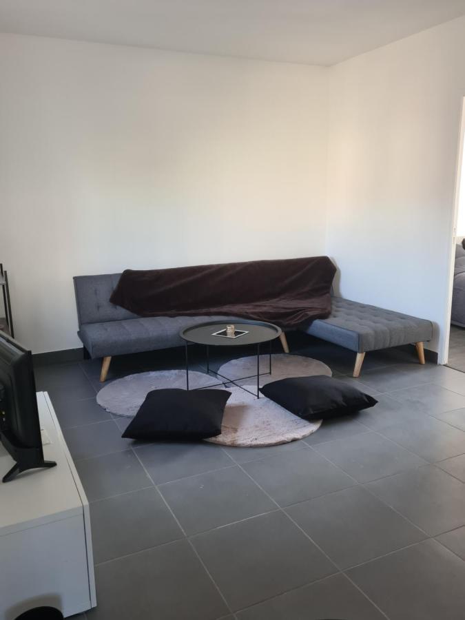 Appartement Jolie F1 Neuf Et Fonctionnel à Argenteuil Extérieur photo